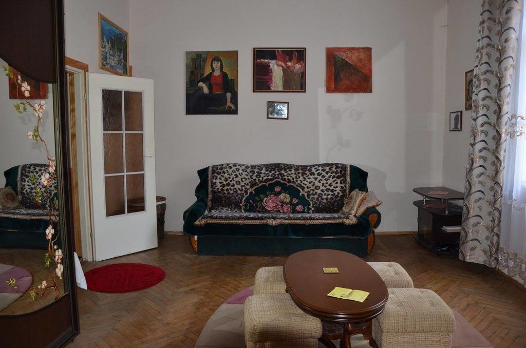 Mieszkanie Na Szpitalnej Lviv Kültér fotó